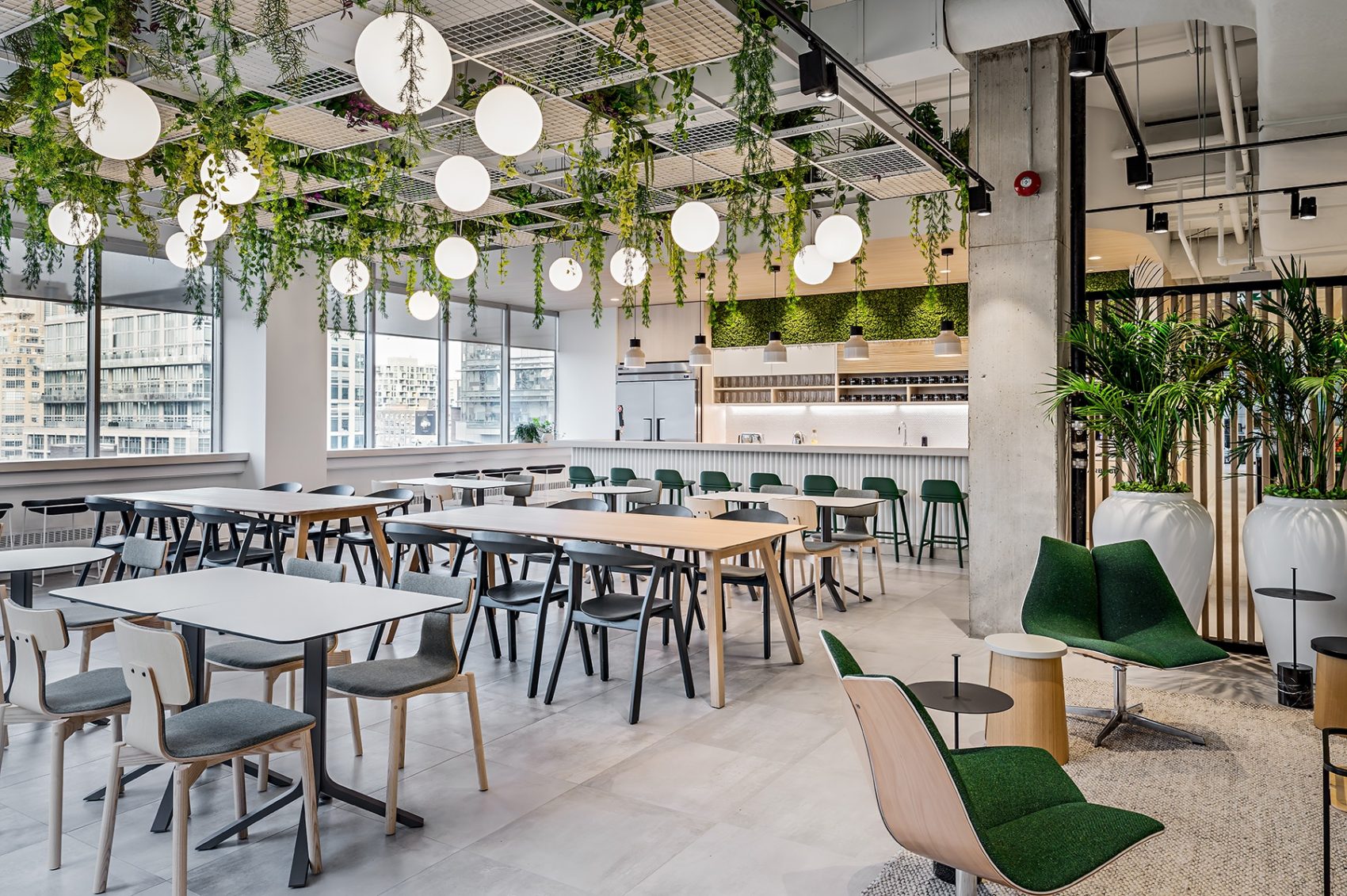 Workplace One Peter St. in-depth review. 5 great things you need to know if you are considering joining as a WorkplaceOne member.